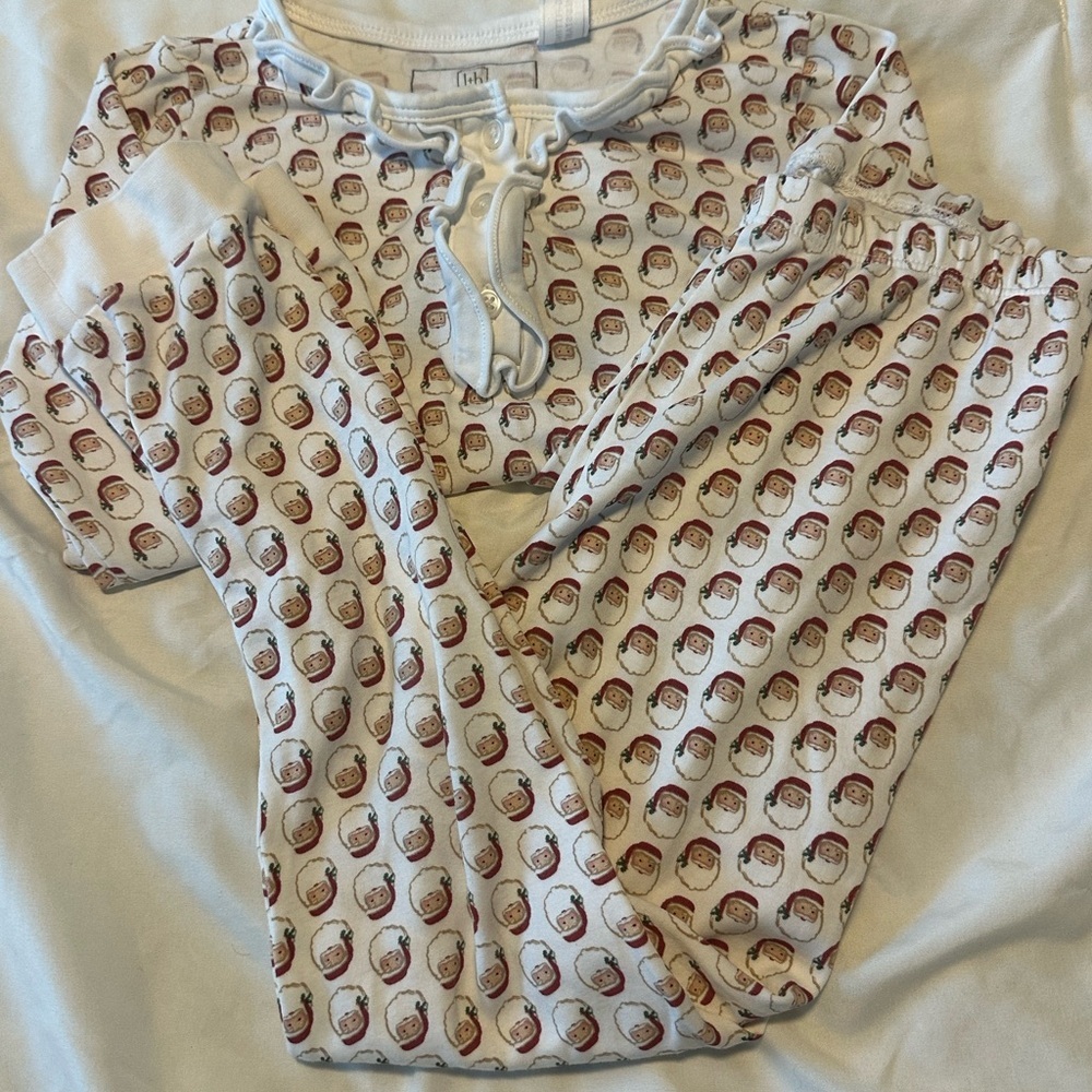 Lila and Hayes Boutique Girls Pajama Set Sz. 7 Christmas Santa Pima Cotton